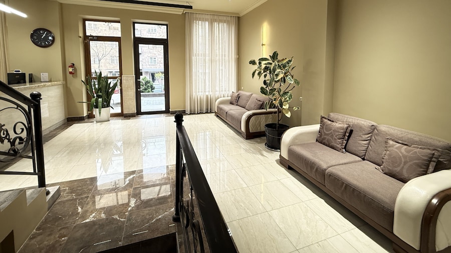 Deluxe Hotel Yerevan