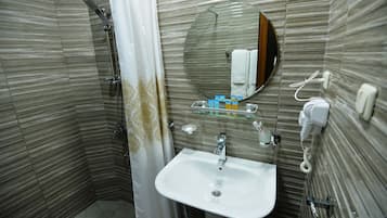 Regadera, regadera tipo lluvia, amenidades de baño gratuitas