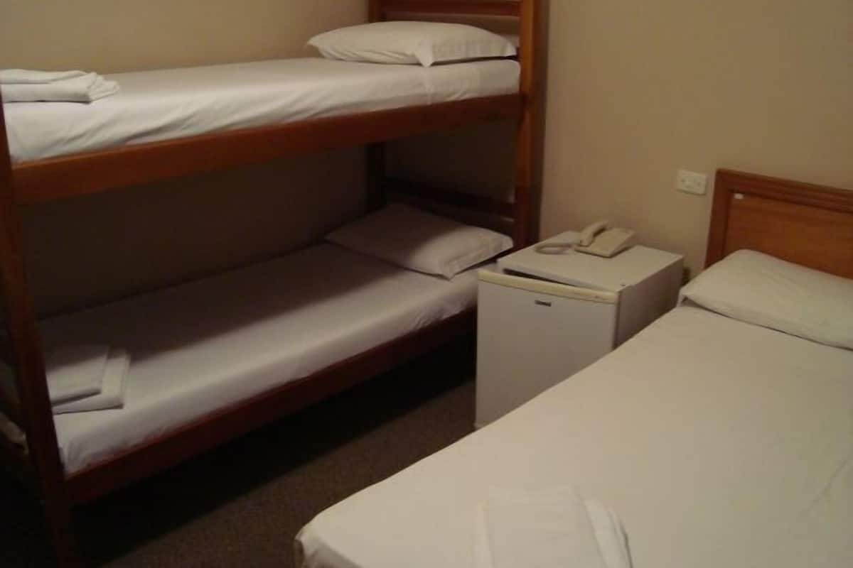 Minibar, free WiFi