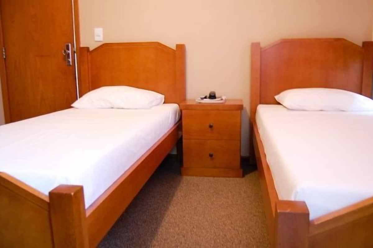 Minibar, free WiFi