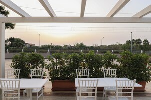 Daily buffet breakfast (EUR 5 per person)