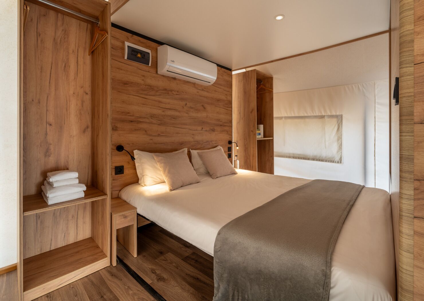 Barraca, 2 quartos (Glamping) | 1 quarto, Wi-Fi de cortesia, roupa de cama