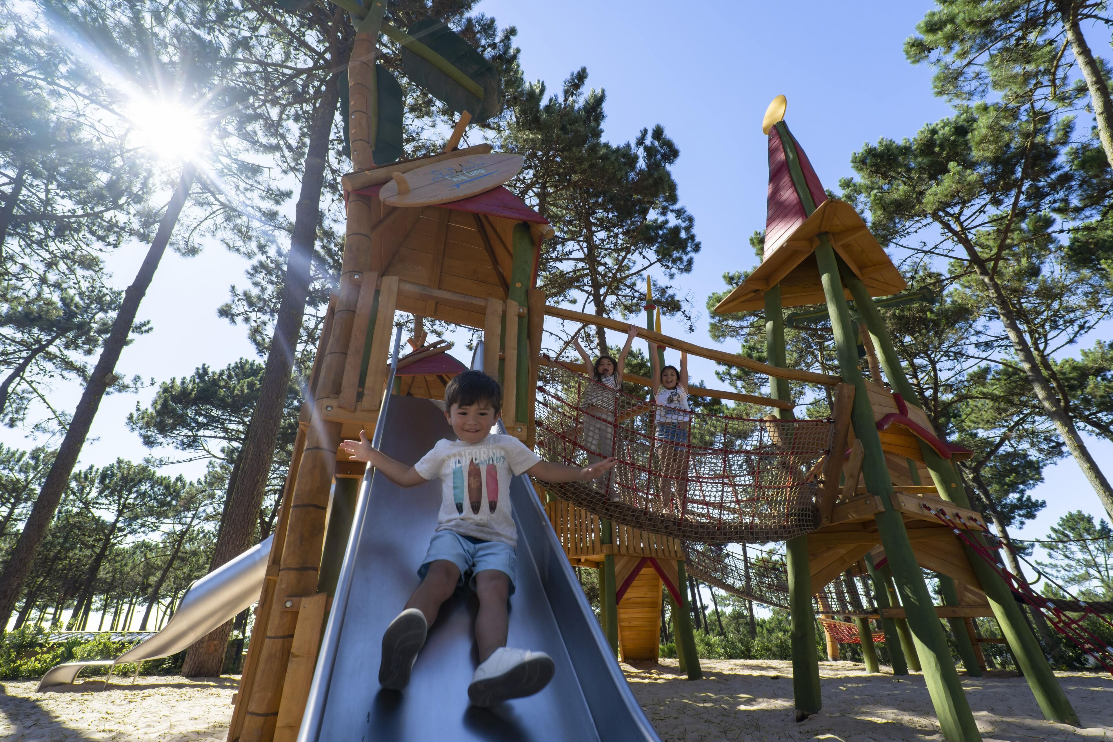 Children’s play area – outdoor