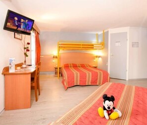 Kolmen hengen comfort-huone