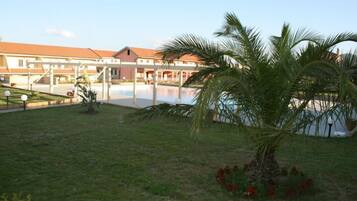 Seasonal outdoor pool