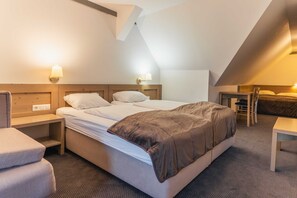 客房 (Krvavec Family Room) | 办公桌、遮光窗帘、免费 WiFi、床单