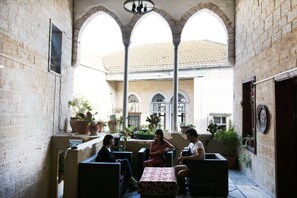 Chambre supérieure double, salle de bain attenante | Balcon