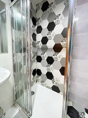 Double Room, Shared Bathroom, City View | Bathroom - Alicante San Nicolás (Alicante)
