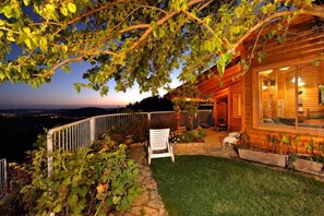 Property grounds - Ohn-Bar Guesthouse (Merom HaGalil)