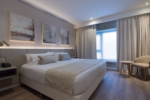 Superior Double or Twin Room | View from room - Bahía Redonda Hotel (El Calafate)