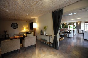 Reception - Bahía Redonda Hotel (El Calafate)