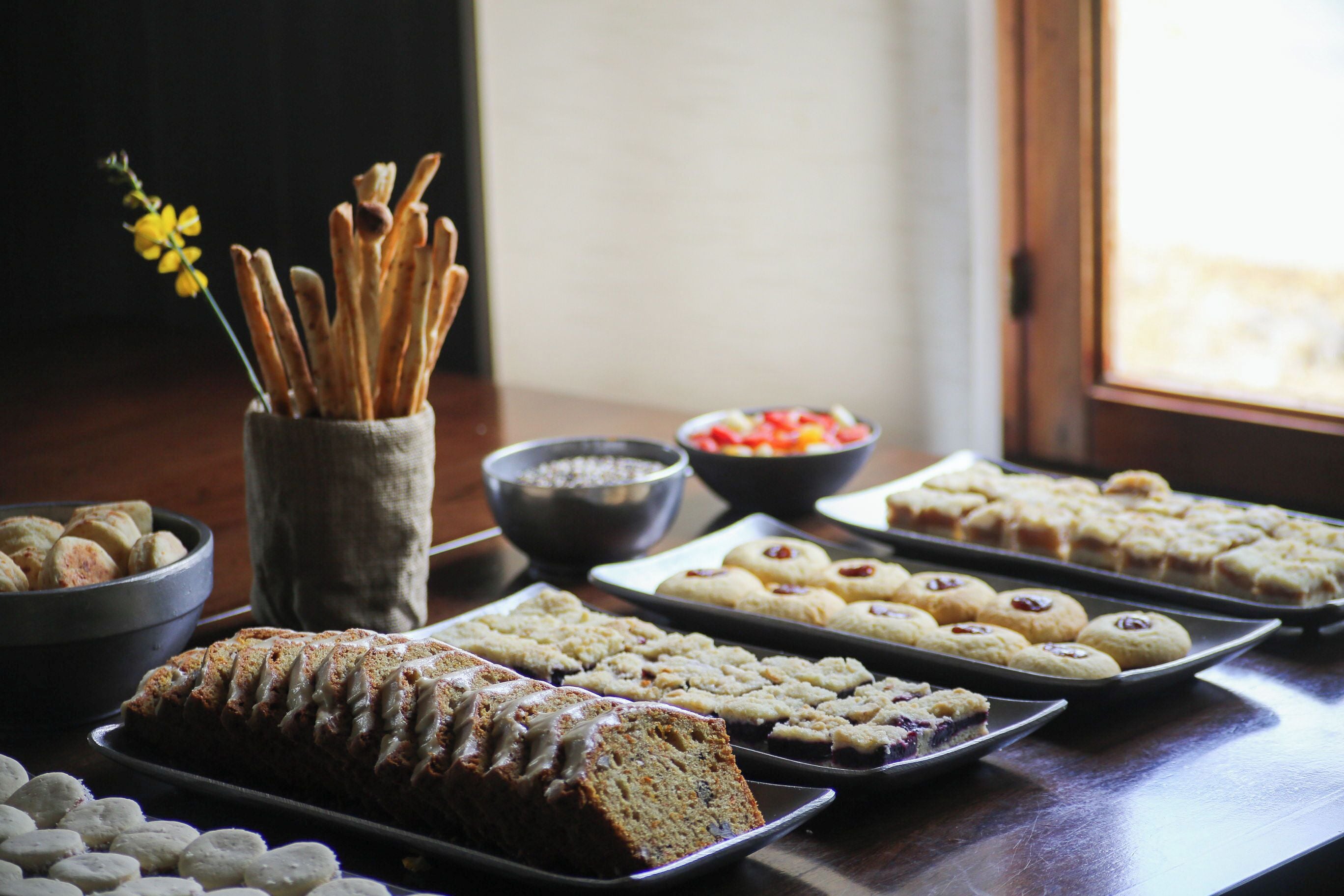 daily buffet breakfast (usd 15 per person)