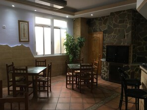 Restaurant - Hostal La Escapada (Uleila del Campo)