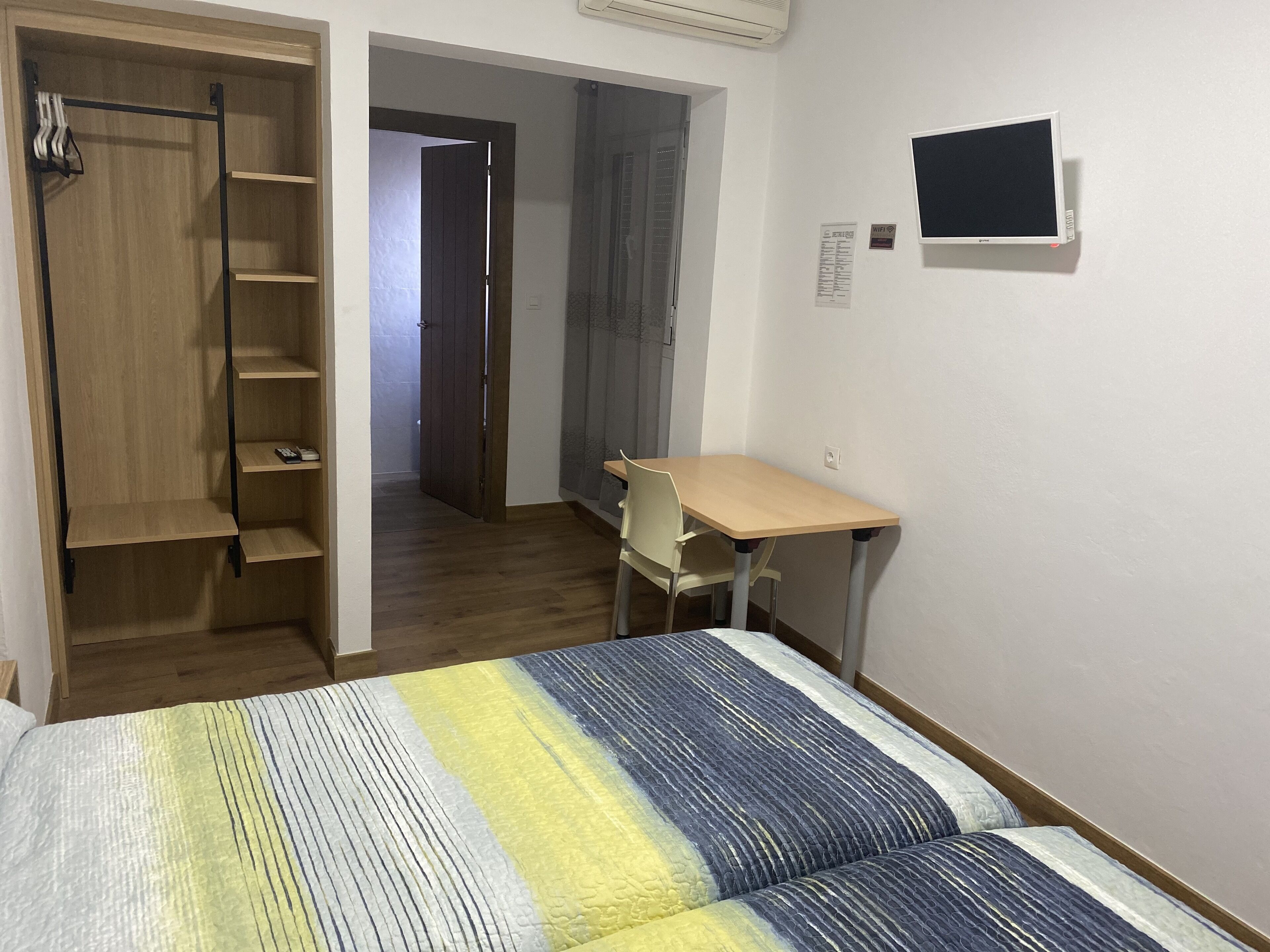 Colchones Select Comfort, escritorio y sistema de insonorización 