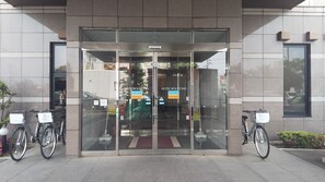 Fachada de la propiedad