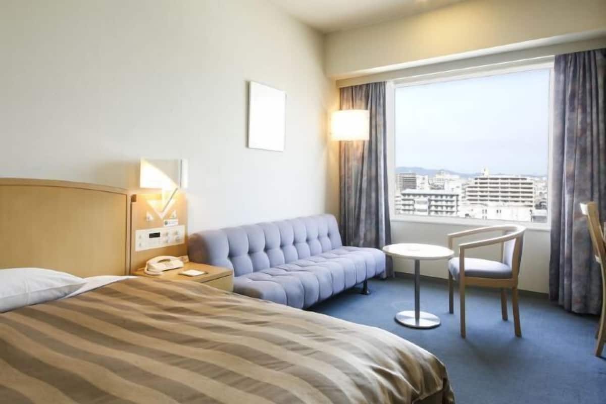 In-room safe, desk, free WiFi, bed sheets