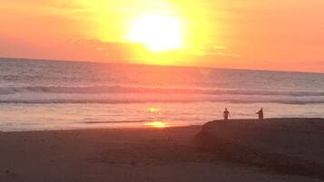 Façade de lâhĂ©bergement - soirĂ©e/nuit