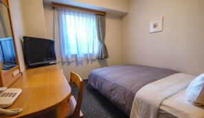 Desk, free WiFi, bed sheets - Hotel Route Inn Oita Ekimae (Oita)
