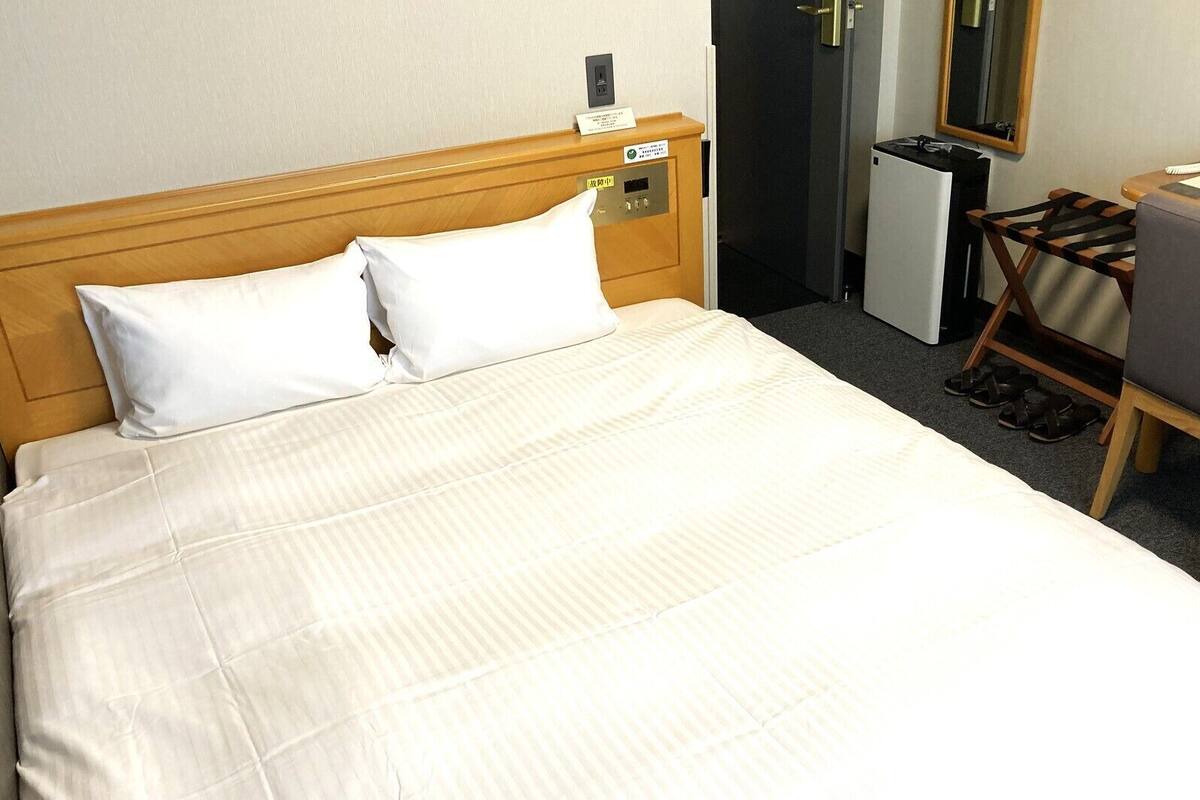 Iron/ironing board (on request), free WiFi, bed sheets