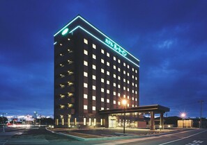 Front of property – evening/night - Hotel Route-Inn Mikawa Inter (Hakusan)