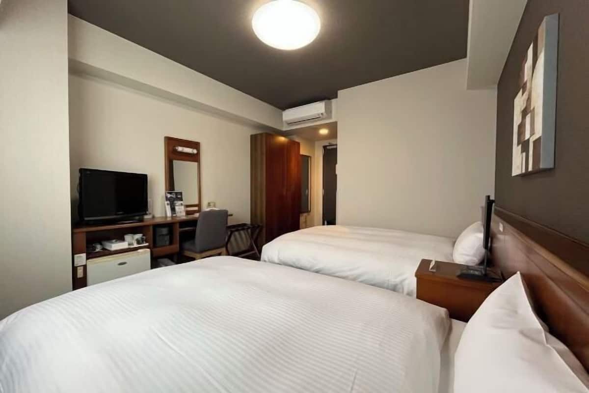 Ferros/tábuas de passar roupa, Wi-Fi de cortesia, roupa de cama