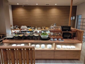 Buffetaamiainen