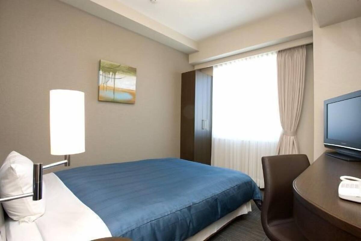 1 bedroom, desk, free WiFi, bed sheets