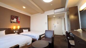 Desk, free WiFi, bed sheets