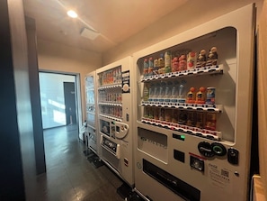 Vending machine - Hotel Route-Inn Niigata-Nishi Inter (Niigata)
