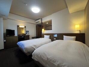 Desk, free WiFi, bed sheets - Hotel Route-Inn Niigata-Nishi Inter (Niigata)