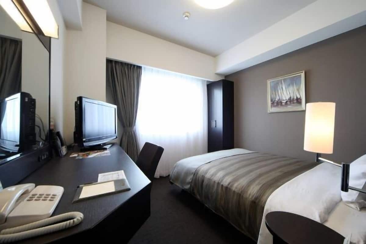 Wi-Fi de cortesia, roupa de cama