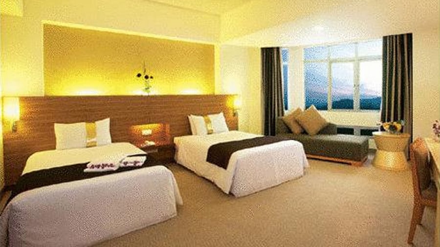 Sunny C Hotel