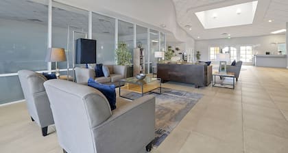 Encantada Resort Vacation Townhomes by IDILIQ