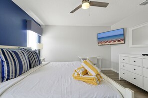 In-room safe, individually decorated, individually furnished, desk - Encantada Resort Vacation Townhomes by IDILIQ (Kissimmee)