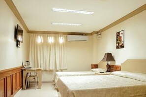 ห้องสวีท (Imperial) | ตกแต่งพิเศษโดยเฉพาะ, โต๊ะทำงาน, เตียงเสริม/เปล, Wi-Fi ฟรี