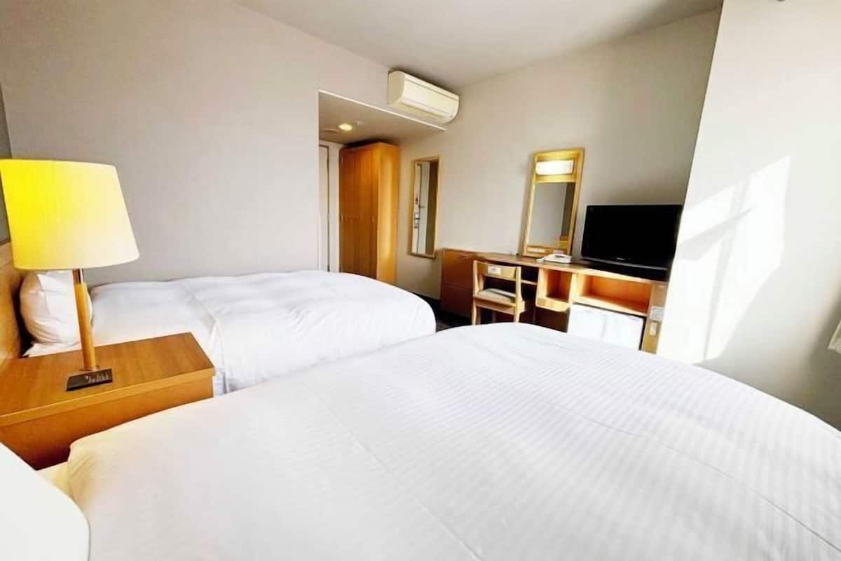 Bureau, Wi-Fi gratuit, draps fournis