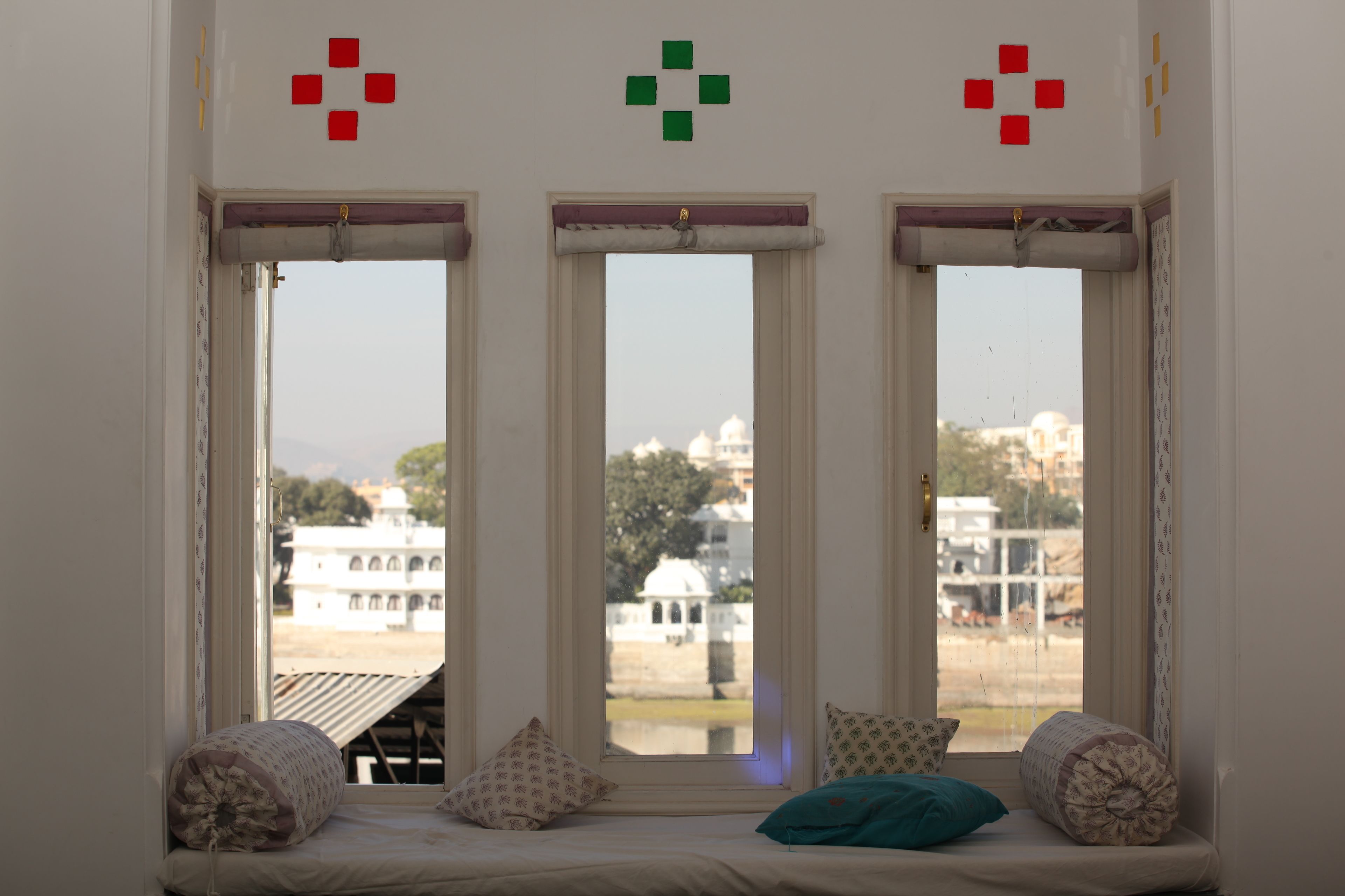 iron/ironing board, bed sheets