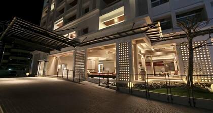 Jinhold Apartment Hotel Bintulu