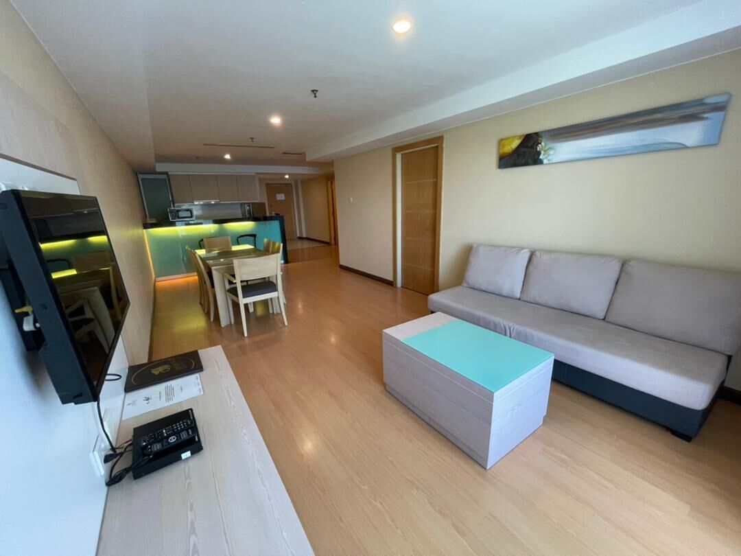 apartment, 2 bedrooms | living area | tv