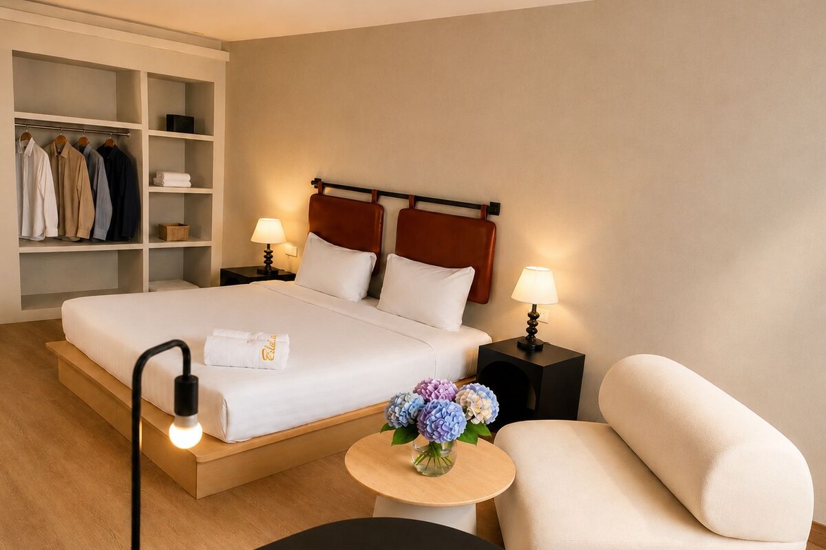 Chambre Double Deluxe, 1 très grand lit, balcon