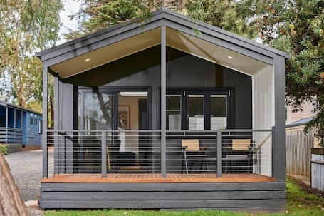 Luxury Two-Bedroom Villa | Terrace/patio