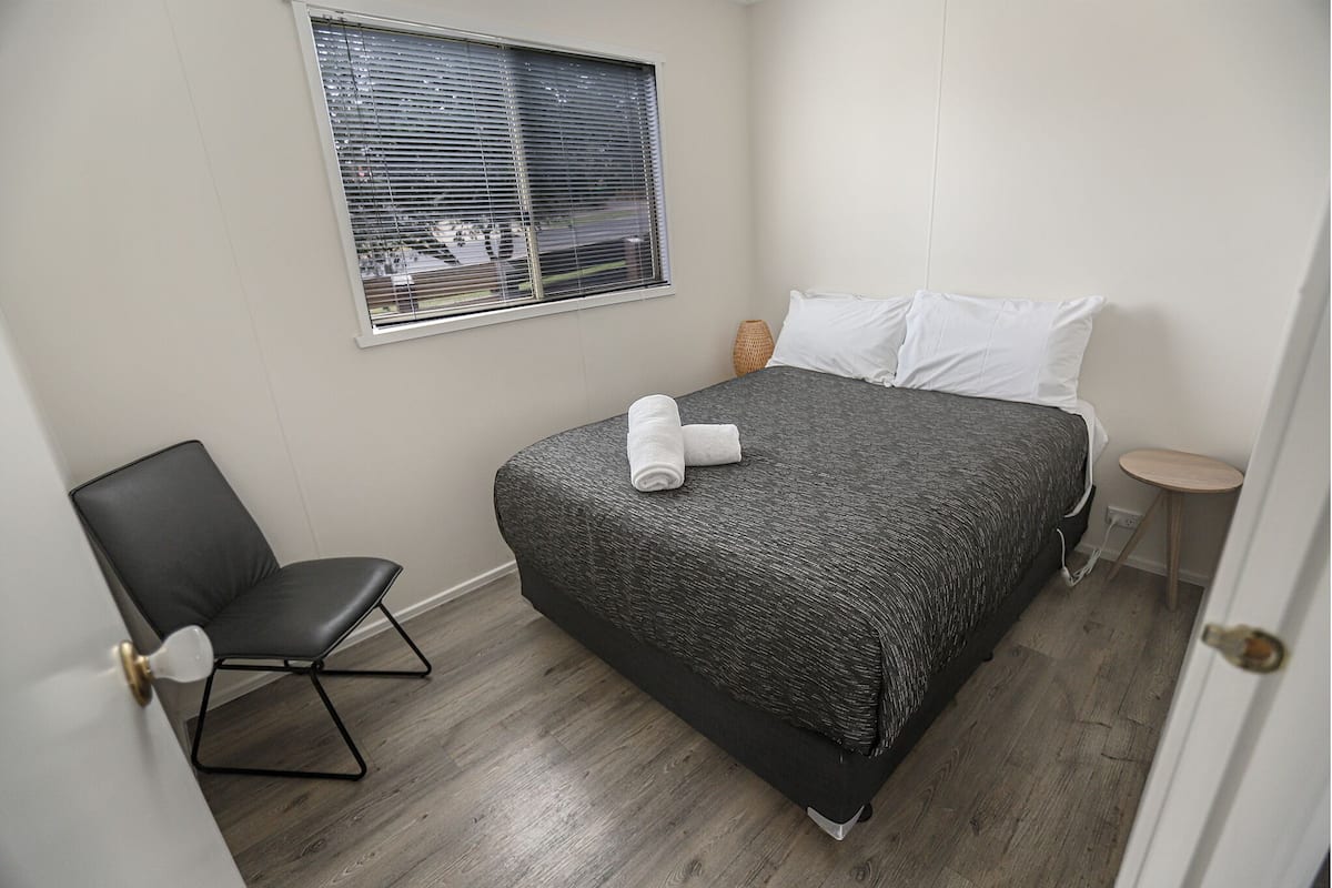 Deluxe Two-Bedroom Villa | WiFi (free), bed sheets