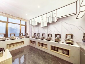 Breakfast, lunch, dinner served; Chinese cuisine  - Shanghai Shahai International Hotel (Shanghai)