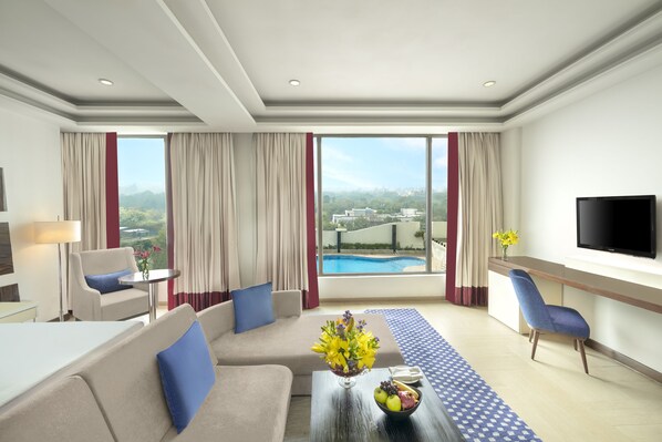 Suite, 1 cama King size (Executive Suite) | Ropa de cama de alta calidad, edredón, camas Select Comfort y minibar 