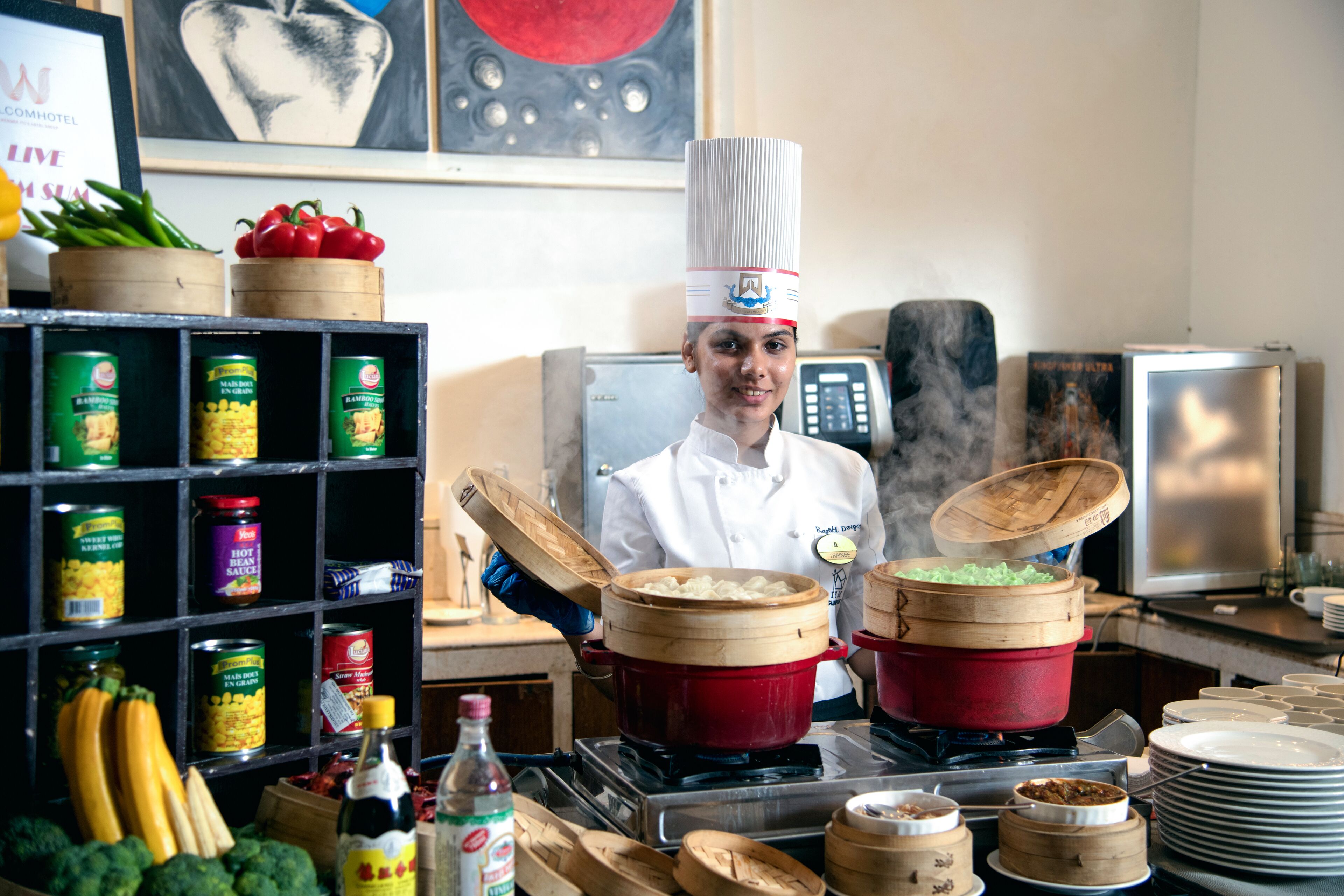 Der serveres morgenmad, frokost, aftensmad og brunch