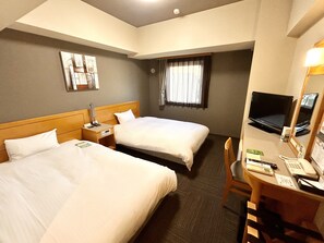 Desk, free WiFi, bed sheets - Hotel Route-Inn Kikugawa Inter (Kikugawa)