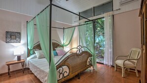 Children’s theme room - VIP Hotel Playa Negra (Puerto Viejo de Talamanca)