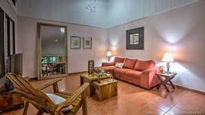 House, 2 Bedrooms | Living room - VIP Hotel Playa Negra (Puerto Viejo de Talamanca)