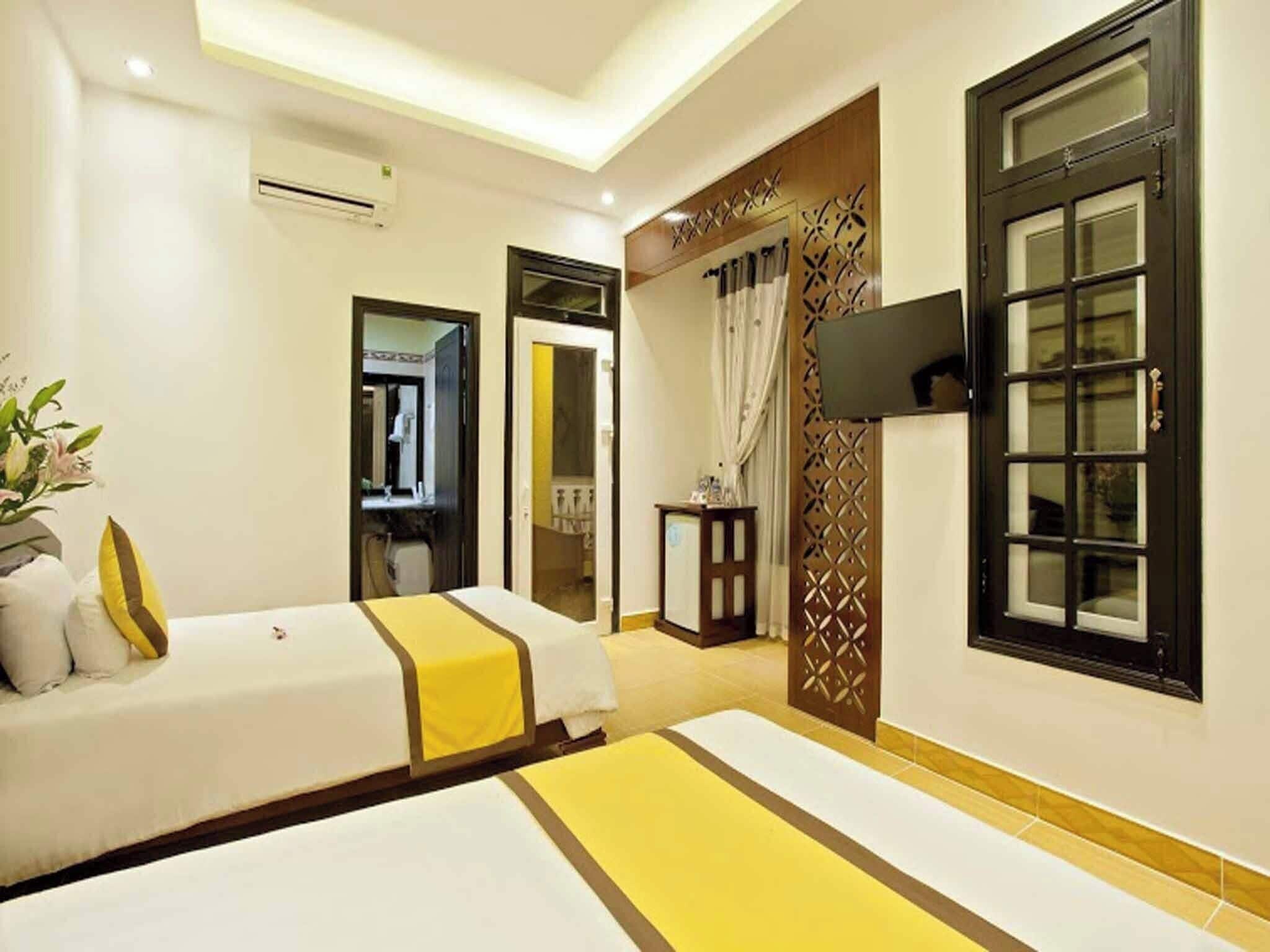 superior twin room | 1 bedroom, minibar, in-room safe, desk