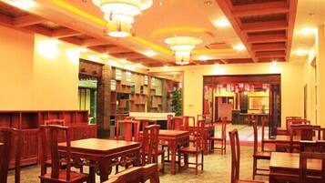 Se sirven desayunos, almuerzos y cenas